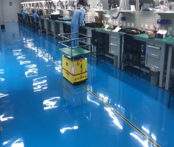 磁條導(dǎo)航背負(fù)式AGV應(yīng)用