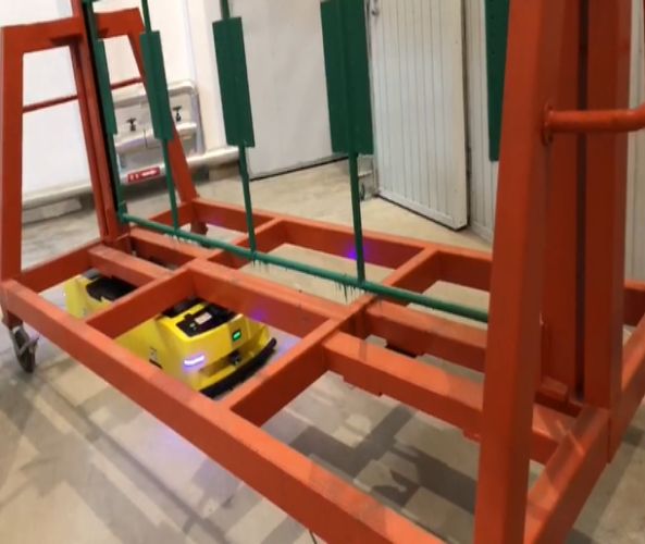 2000kg雙驅動潛伏AGV應用