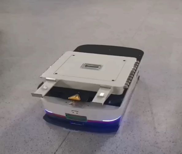 激光導(dǎo)航舉升對(duì)接式AGV應(yīng)用